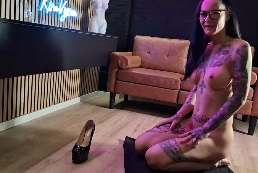KiraVyxen: Heels machen mich schwach
