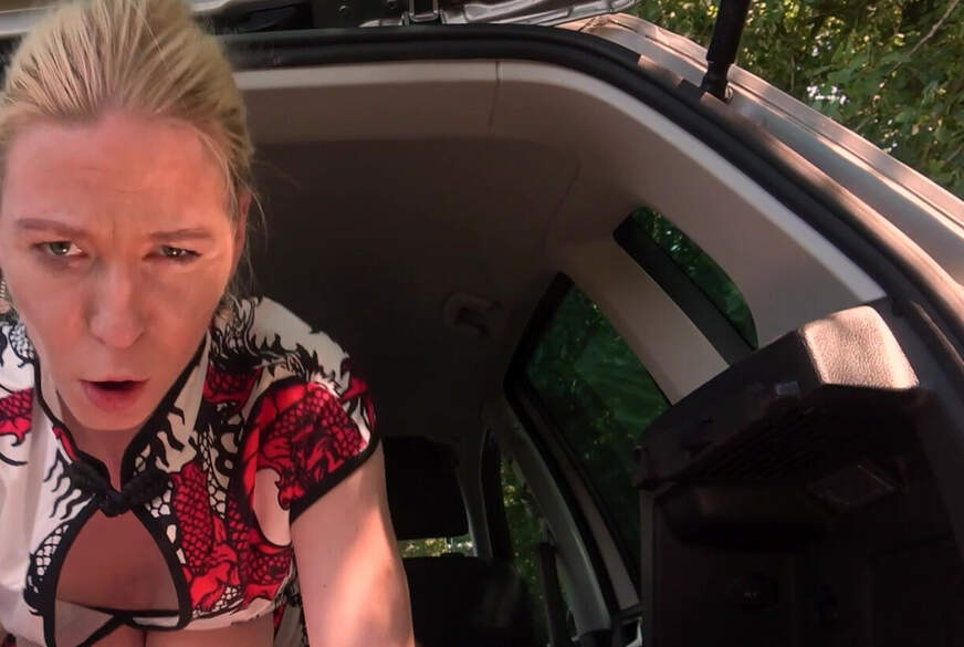 H**ter P***y f**k im Kofferraum! von TammyHot