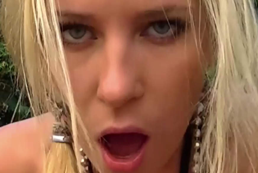 G**********t? Voll in die F***e g*****t! von LittleSue