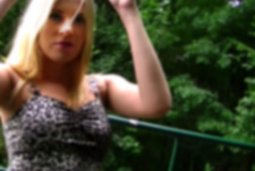 Bikers******e mit S*******e bis zum Rand abgefüllt! von LittleSue