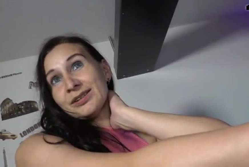 Na nu, was geht denn da ab? Komisches Casting von Mia-Sophi