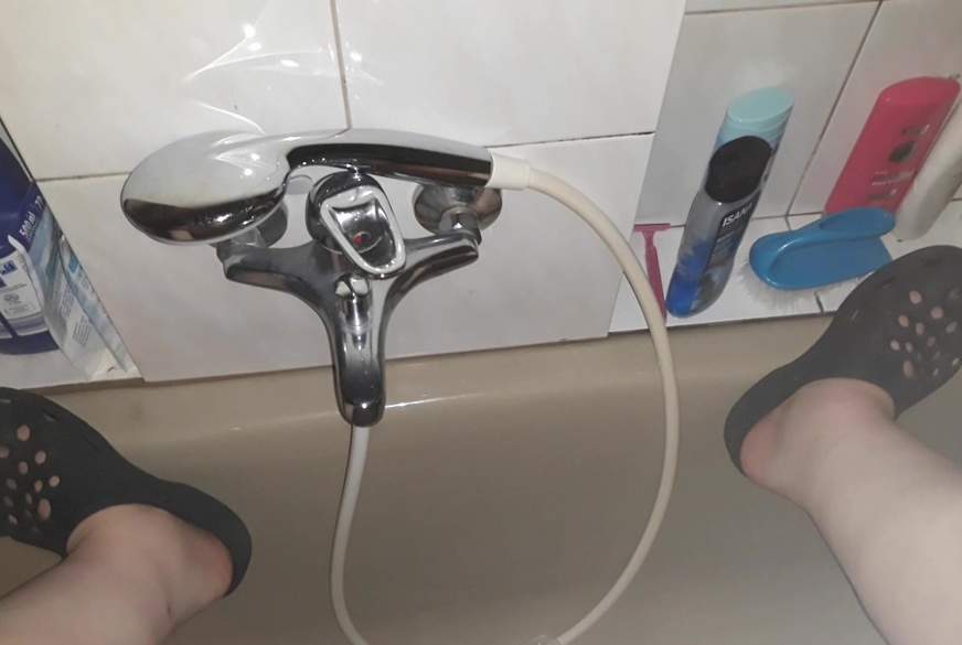 Mein Geiler Urin AUS meiner M****i von Vanessa-Jones