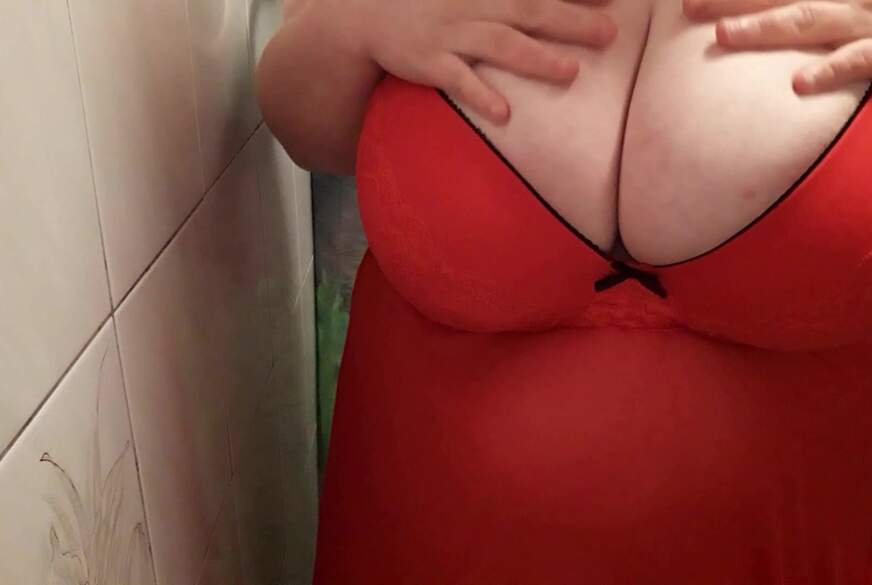 445 - Lady in Red - T********k von Vanessa-Jones