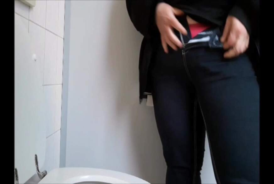 649 - P****n im Amt von Vanessa-Jones