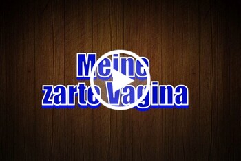 hier zeige ich sie dir ganz stolz. Sie ist wunderschön anzusehen und definitiv ein kleines Meisterwerk der Natur. ?? Wer sagt denn, dass Schönheit immer geschniegelt und geschniegelt sein muss? Sie hat ihren ganz eigenen Charme und weiß genau, wie sie die Blicke auf sich zieht. ? #Vulva #Selbstliebe #Körperliebe #NatürlichSchön #Selbstbewusst