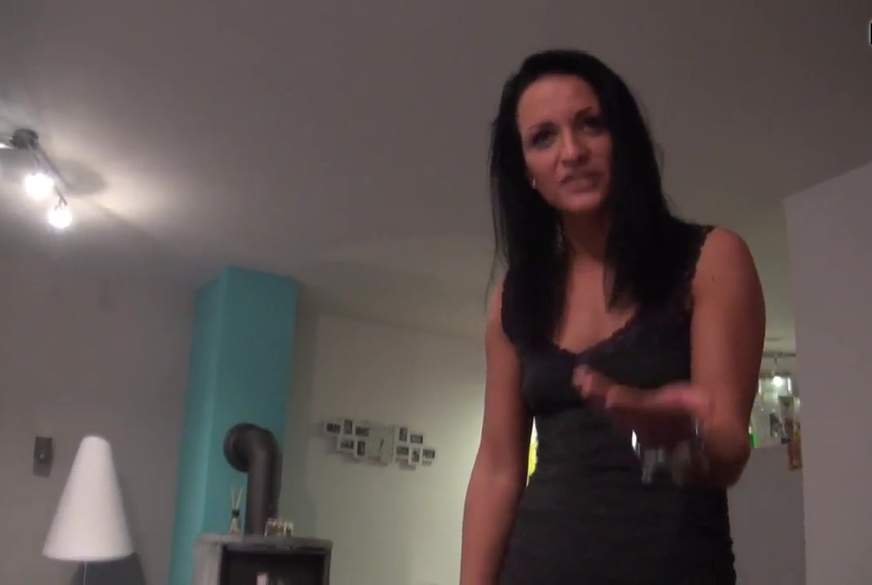 BlackSophie: Frauchen möchte g*****t werden