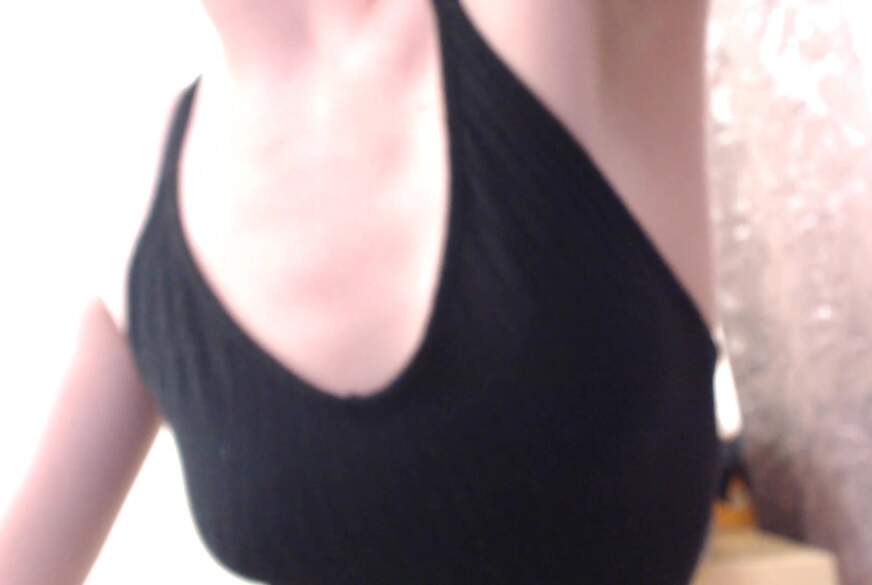 KristinaCoquette: footjob show