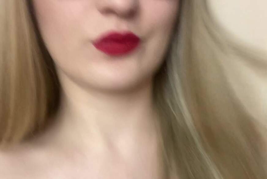 KristinaCoquette: f**k meinen Mund