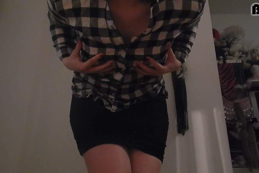 JessyJess: Striptease + Dirty Talk