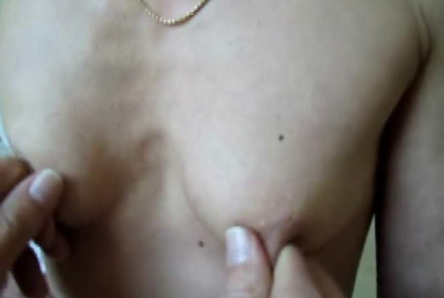 CITYSTERN: Steife Nippel auf 3cm drehen