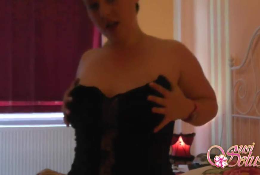 wunschvideo für hardyp84 - F*****n im kleinen Schwarzen von Susi-Deluxe