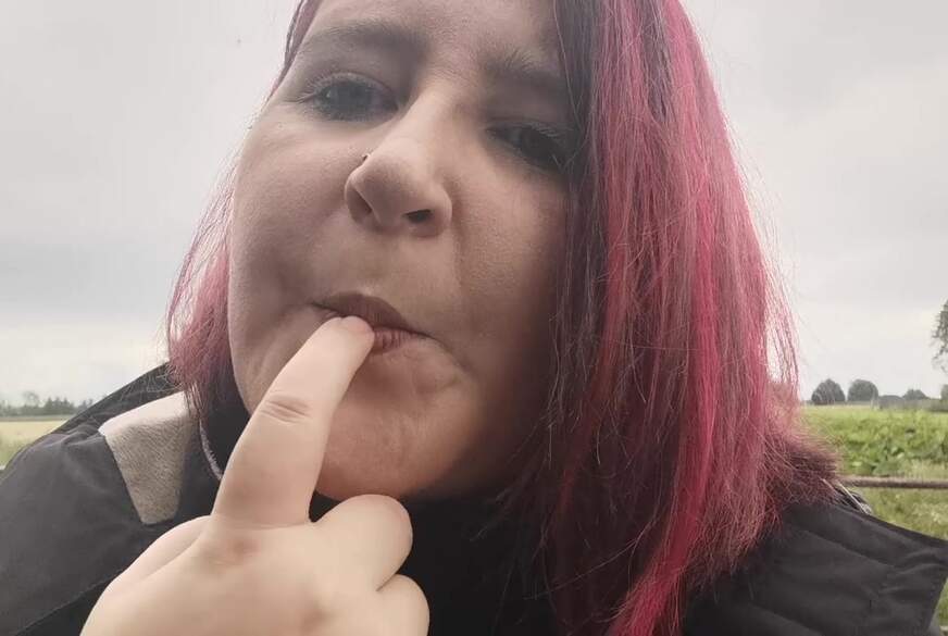 Lea-Love: Outdoor geil fummeln und heiß werden, aber g*****t wird zuhause