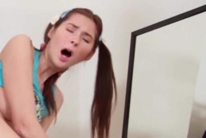 PiaRed: F**k das ist zu krass! S********y s****et mein A*******h!!!