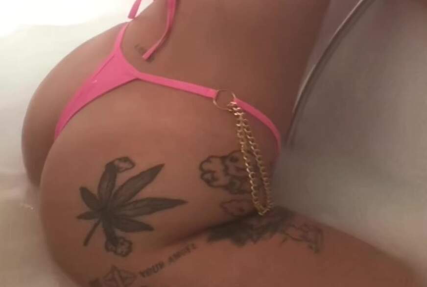 Hope2604: Mein Körper möchte gesehen werden