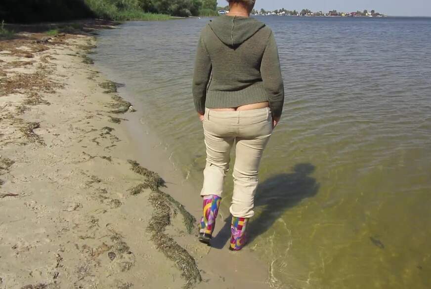 snejka: Bekleidetes Baden und B**wjob