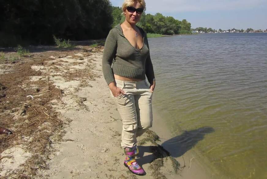 snejka: Bekleidetes Baden und B**wjob