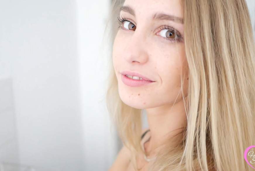 Hanna allein zu Haus ohne Klamotten von Hanna-Sweet pic4