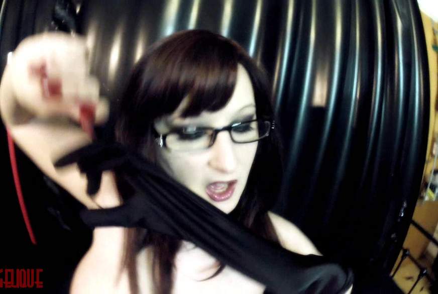 Avengelique: PIN UP DOMINA