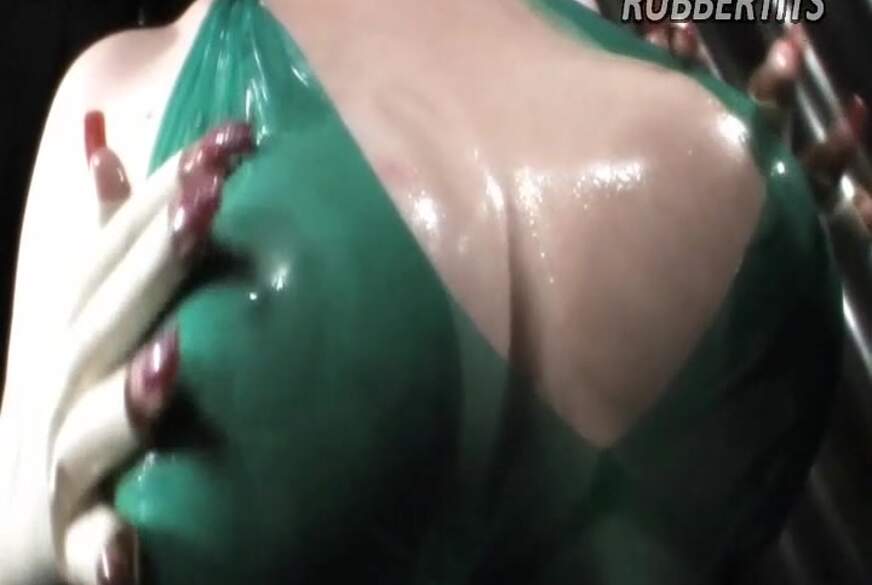 Avengelique: GEILE ÖLTITTENMASSAGE! Wunschclip