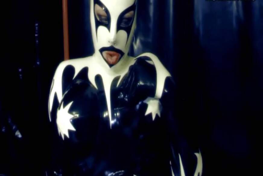 Avengelique: DAS GUMMI-PHANTOM