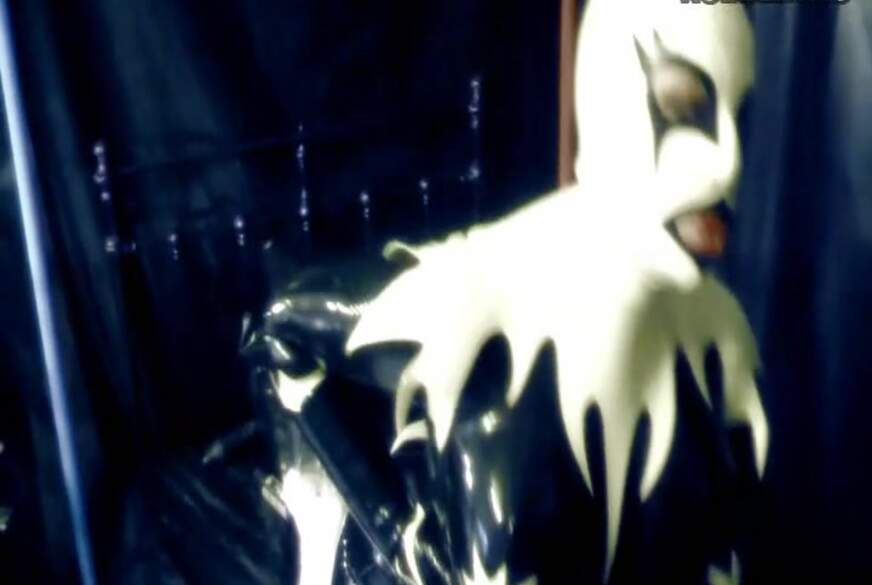 Avengelique: DAS GUMMI-PHANTOM