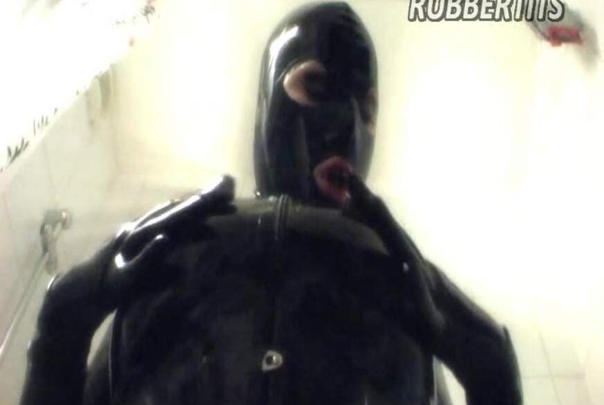 Avengelique: GEILER D*******k IM BAD