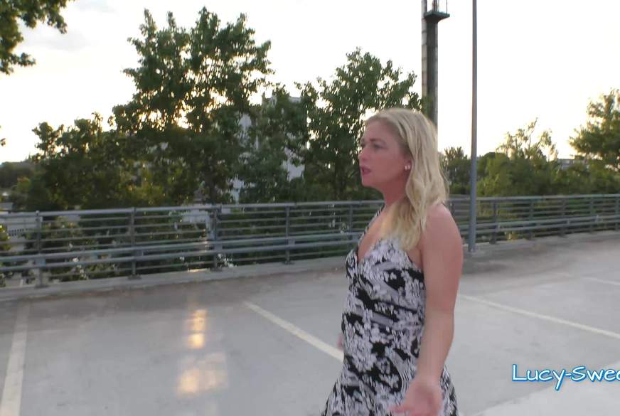 Lucy-Sweet: S***nraub am F**kplatz-Treff