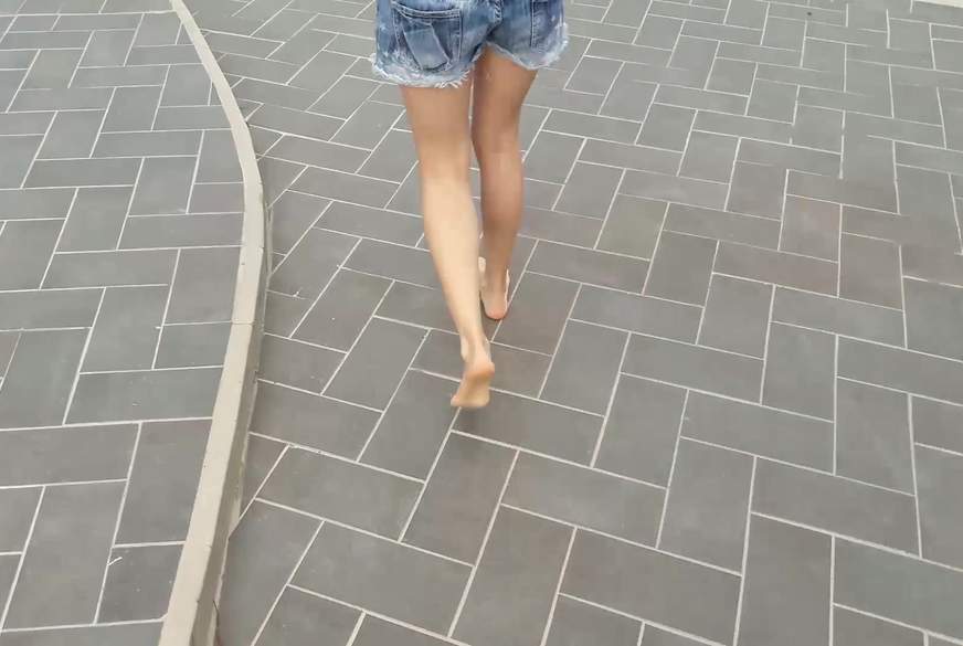 Mia-Love: Im Urlaub verfolgt und g*****t