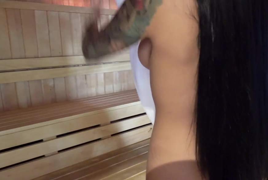 SnowWhite-Inked: Komm mit mir in die Sauna
