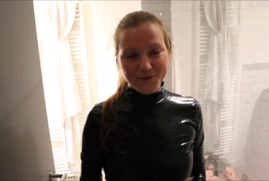 2Kinky4you: 8cm M********l! Schluck meinen S**t