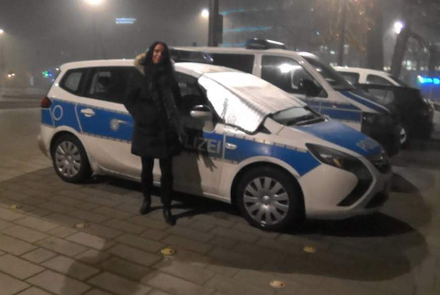 Das war echt knapp von Busen-Maus