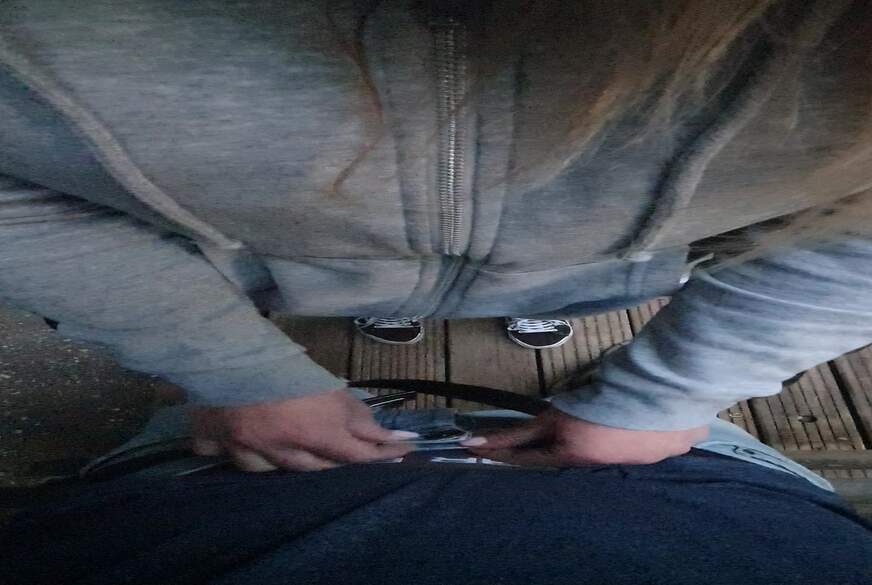 WIR WERDEN ERWISCHT!! SPONTANER OUTDOOR B**wJOB von B**yb**w