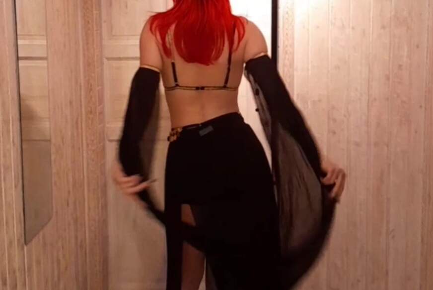 J******uLuna: Deine geile Tänzerin will dich!!!