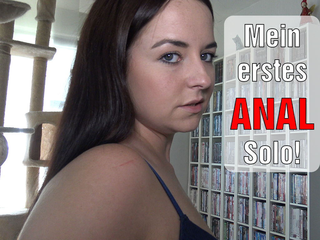 Mein erstes ANAL Solo! Ich hab mich endlich getraut, aber es hat lange gedauert! Ich hatte so oft angesetzt, aber dann habe ich mich zuerst doch nicht getraut. Ich hab es so oft versucht, es mit dem Handy zu filmen, aber bei meiner Nervosität wäre das wahrscheinlich eine sehr wackelige Angelegenheit geworden :P . Ich mache mir wahrscheinlich schon wieder viel zu viele Gedanken, aber ich will einfach, dass dir meine Videos gefallen! Und da du ja schon ein paar Mal nach Anal gefragt hast, hab ich es dann einfach gemacht und was soll ich sagen, es hat mir so viel Spaß gemacht und es war verdammt geil!!! Das ist das erste Mal, dass ich das gemacht habe, aber ich wollte das jetzt einfach mal ausprobieren! Ich lade das Video jetzt einfach hoch, bevor ich es mir anders überlege! Wünsch dir einen wunderschönen Tag :)