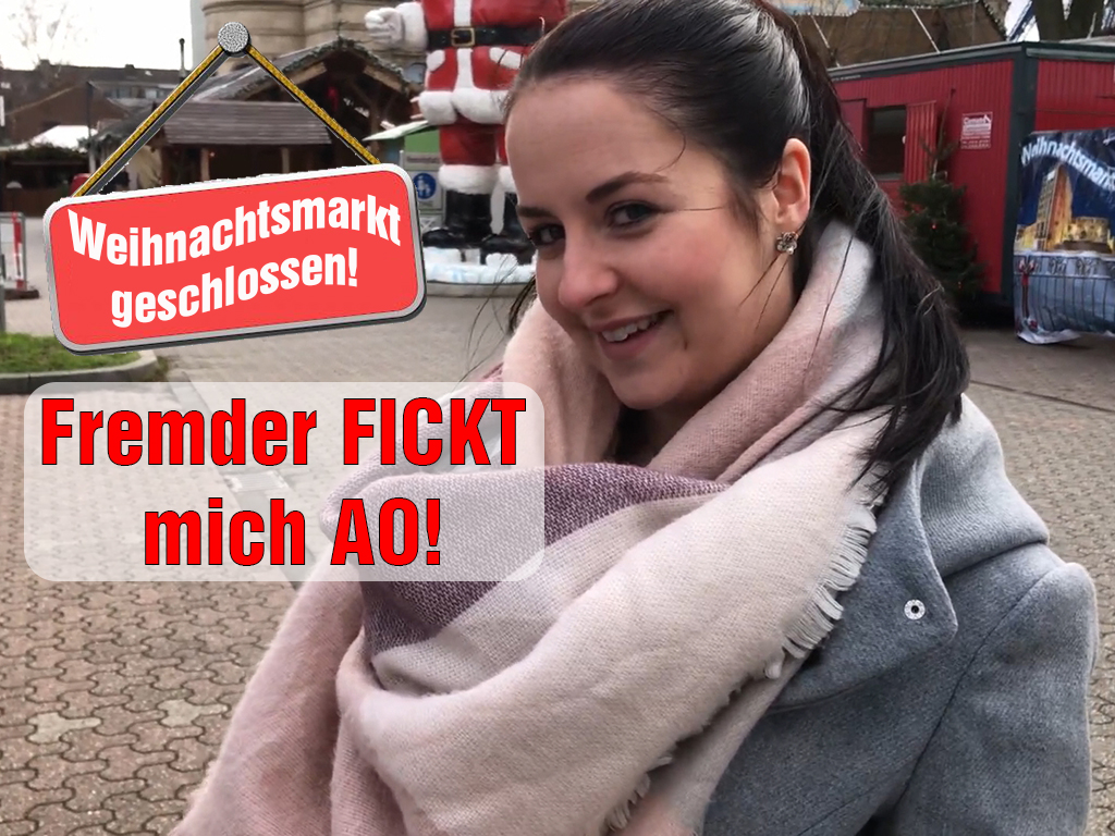 Weihnachtsmarkt geschlossen! Fremder FICKT mich AO! Ich wollte mir noch schnell eine Bratwurst kaufen, da quatscht mich dieser Typ ganz plump von der Seite an und meint der Weihnachtsmarkt wäre schon geschlossen. Hmm, dabei wollte ich doch ein Würstchen und der perverse Typ meinte dann nur, er hätte auch ein Würstchen, was er mir mal gerne zeigen will!
Na ja du kennst mich, da kann ich nicht lange nein sagen! Ich hatte zwar kein Gummi dabei, aber egal er fickt mich einfach schön AO!
Wärst du auch so dreist gewesen?!