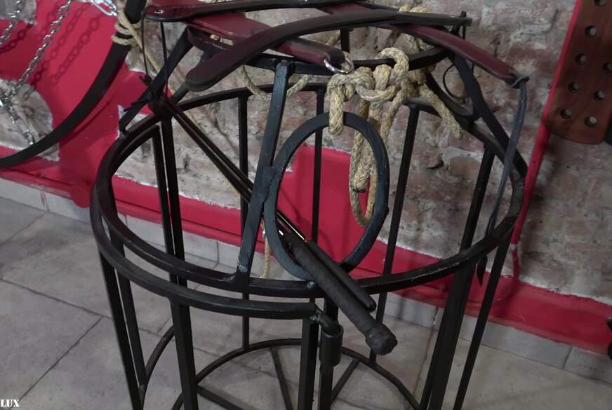 Your ass is ours! von ValentinaLux