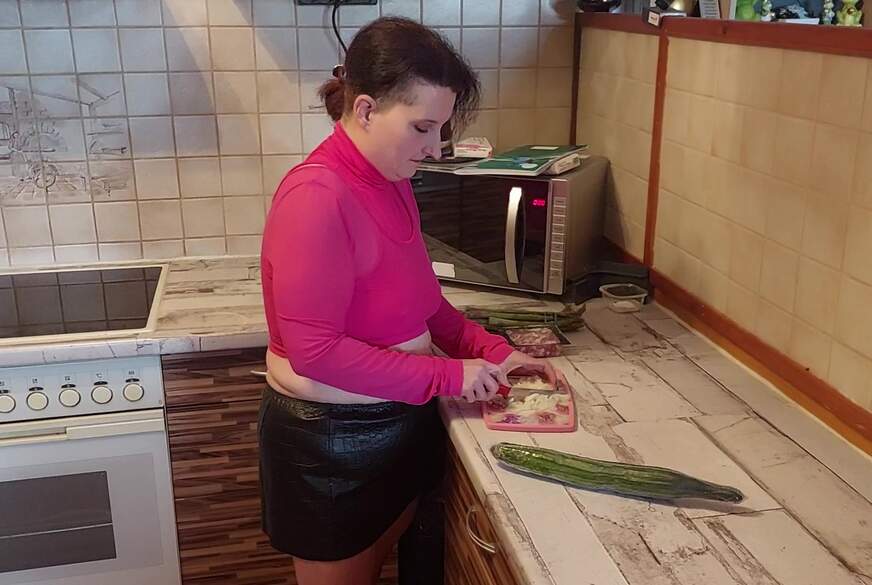 LittleMaila1: Gurken sind ja so gesund , aber halt damit kann man was anderes anstellen auch