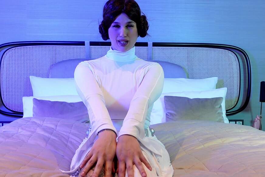 KiraKane: Kranke F*************g für Prinzessin Leia!