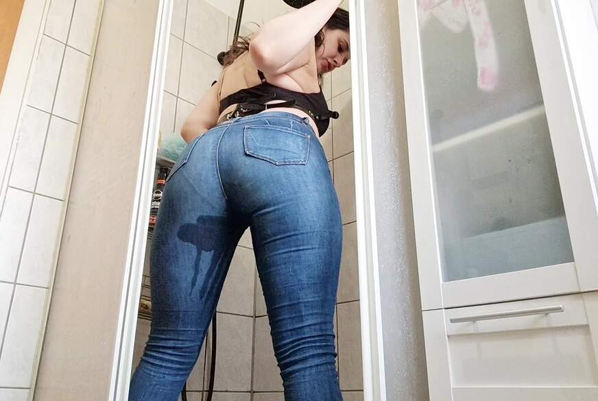 In Jeans g*****t von Jennasxy19