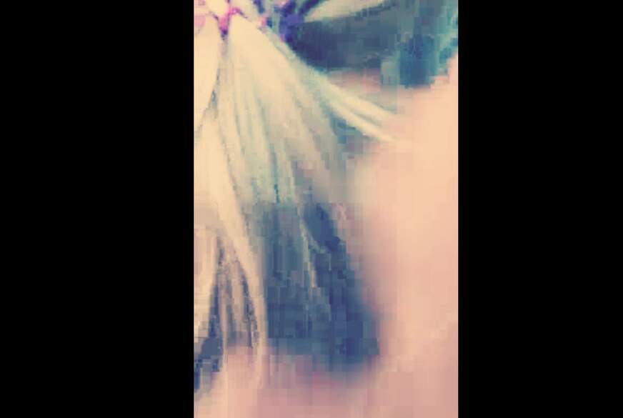 LenaBuenot**n: F***t mich durch von hinten und s*****t mir Voll in meine M****i