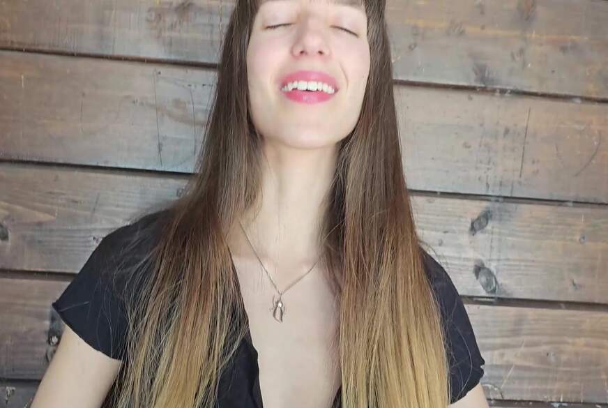 LaylaVonHohensee: Wenn das der Busfahrer sieht! Haltestellen G**************g