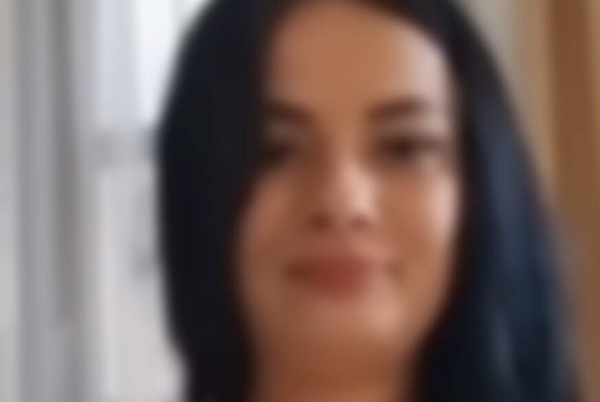 GinaBoobs: Magst du A*****x und würdest du auch gerne mal meinen A***h f****n?