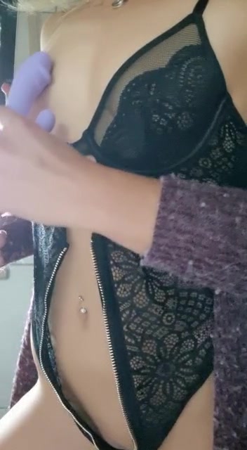 Kleines Verwöhnprogramm in Dessous mit meinem \
