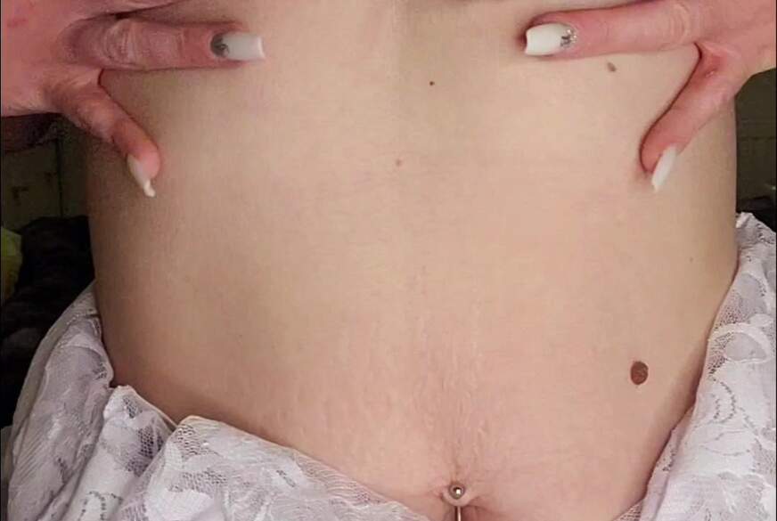 Honeygirl89: Oh man ich war gerade so geil und habe mir vorgestellt wie du mich ran nimmst und dein geiler schwan