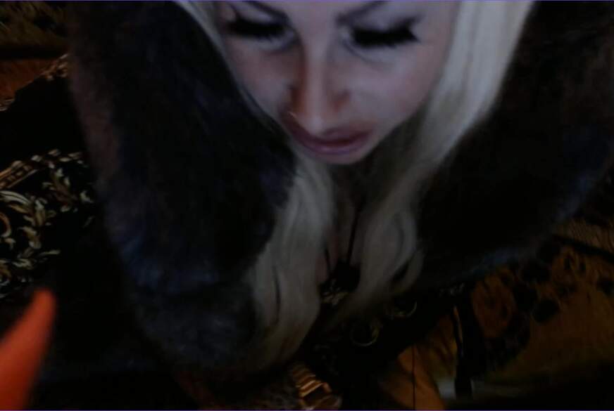 DU gehörst deiner GÖTTIN! von MissesPORNO pic4