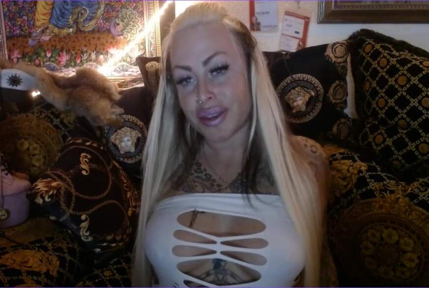 MissesPORNO: Minikleid B*******k