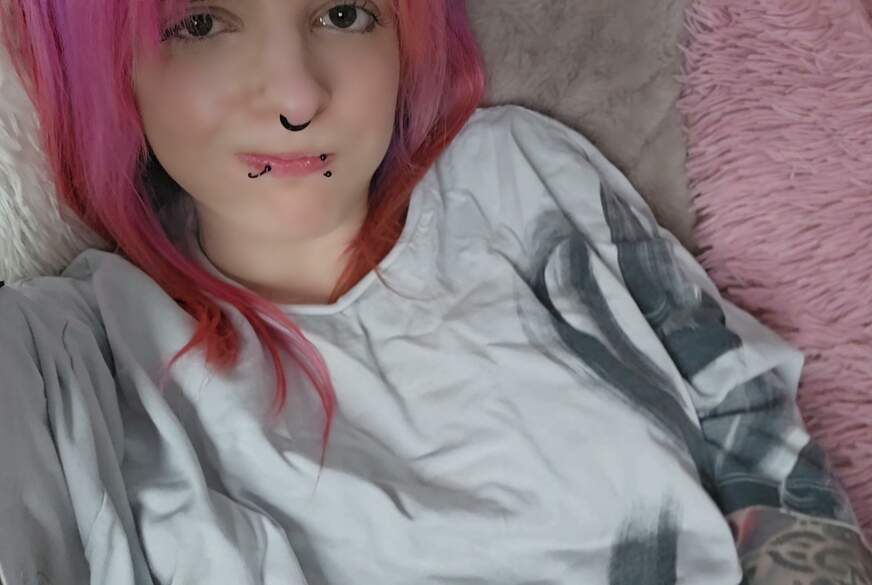 Emmilein: Close Up Action! Noch eine Runde mit dem Dildo!