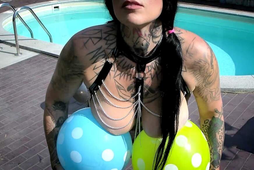 Busty Boombastic 3 von LadyVampira pic4
