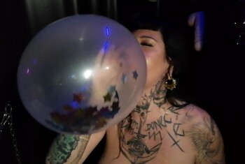 Big Slimy Balloons 9