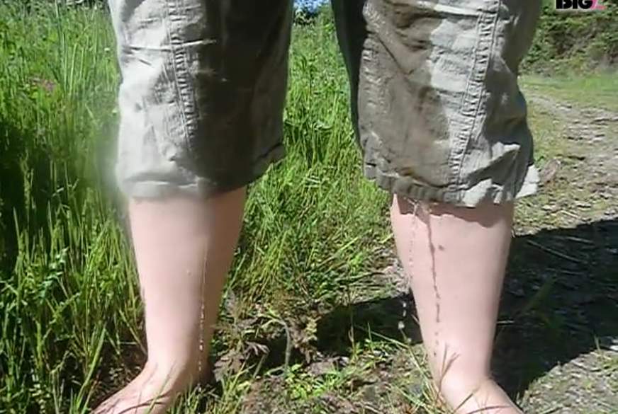 CarmenKelly: Outdoorhosenp**s